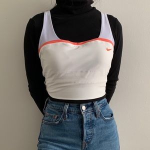 white nike tank top